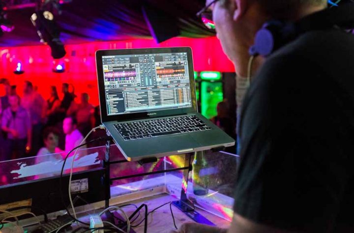 DJ Laptop Stand